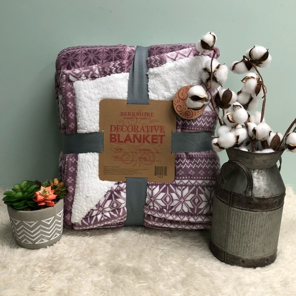 Berkshire | Decorative Blanket | Purple & White | Queen (PM_B52) - Picture 2 of 4